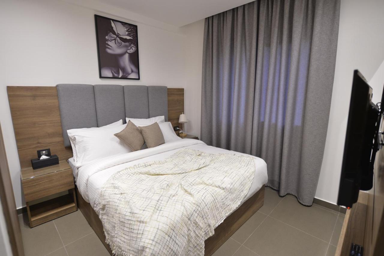 Zett Hotel Jounieh Exterior photo
